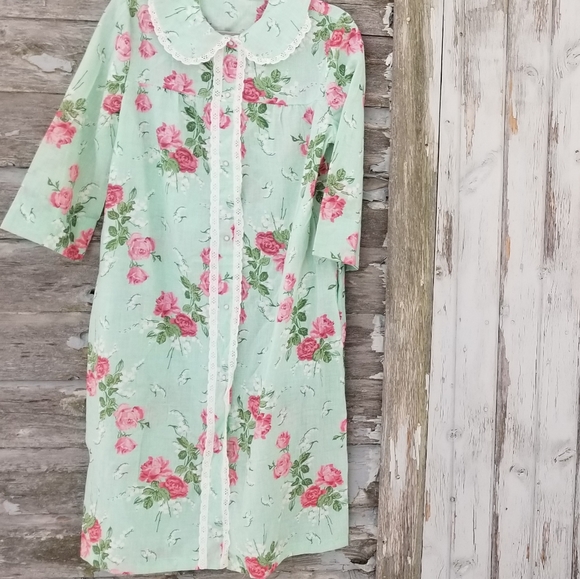 Vintage Other - Vintage Floral Robe Rose Shabby Chic Pajama